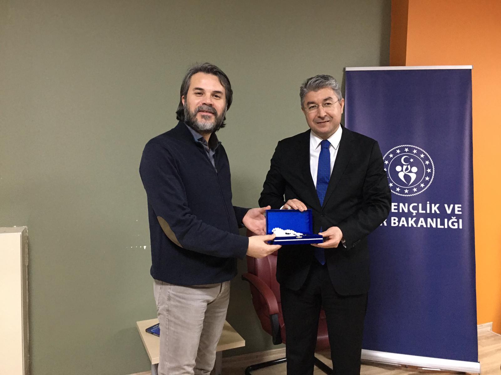 cd6480ed-eac8-4007-bdd7-41abe128b7df