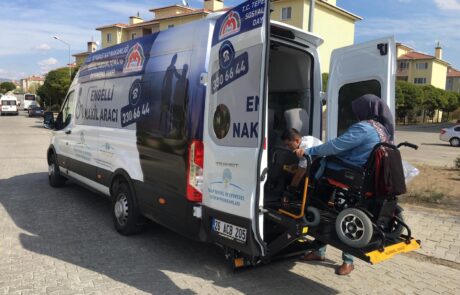 73260823_745259489220613_8542109697367343104_o